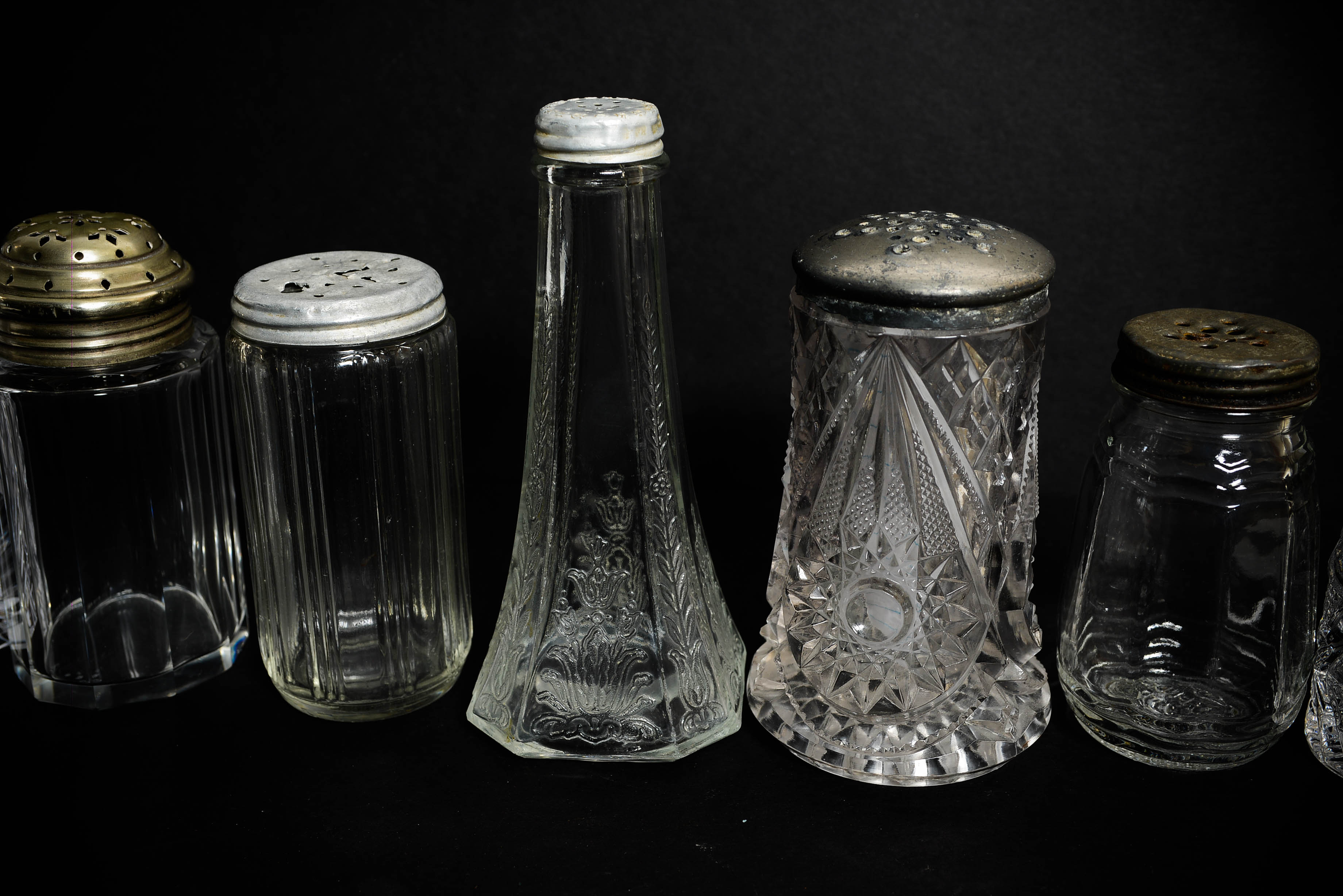 Assortmaent of Vintage Clear Glass Shakers