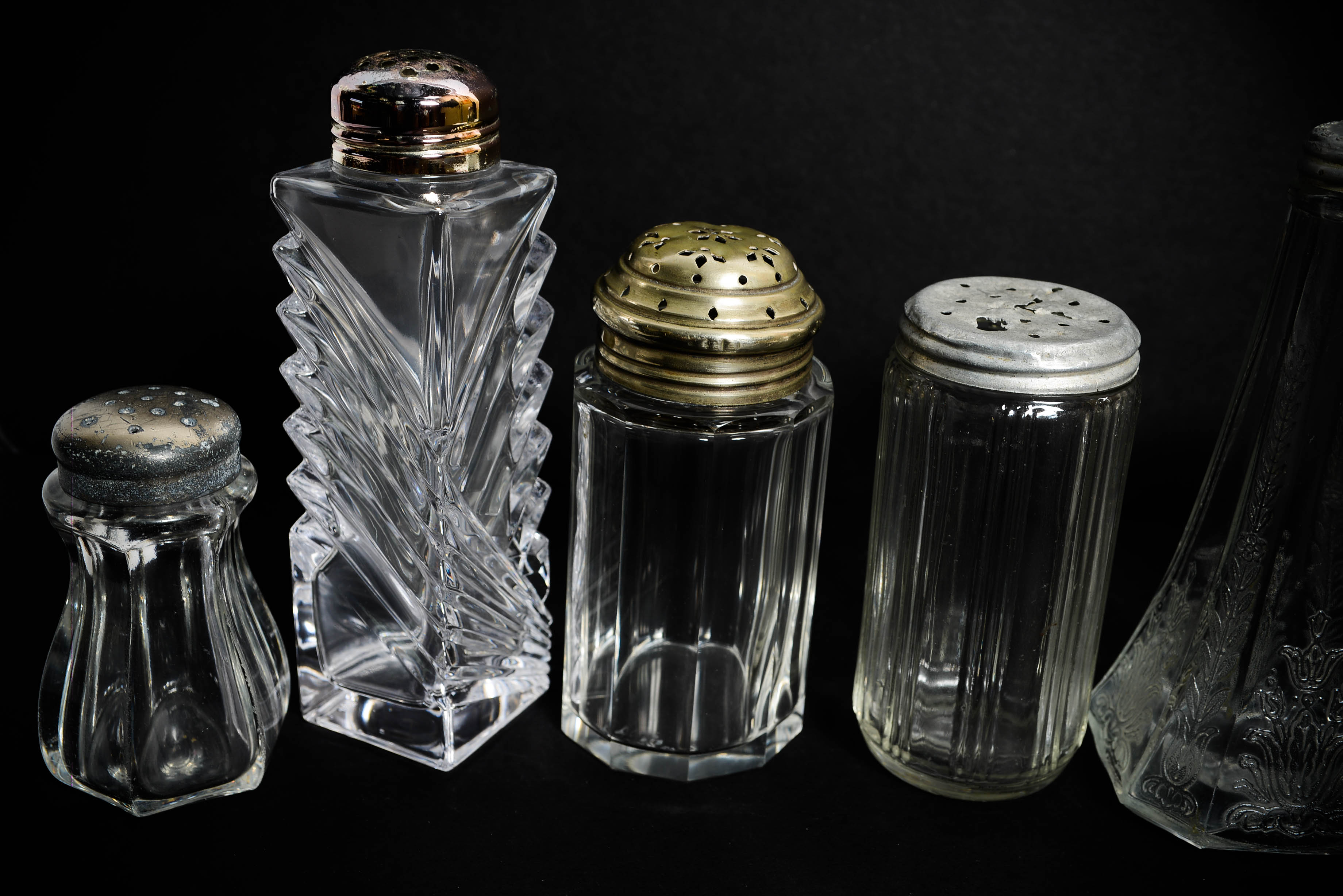 Assortmaent of Vintage Clear Glass Shakers