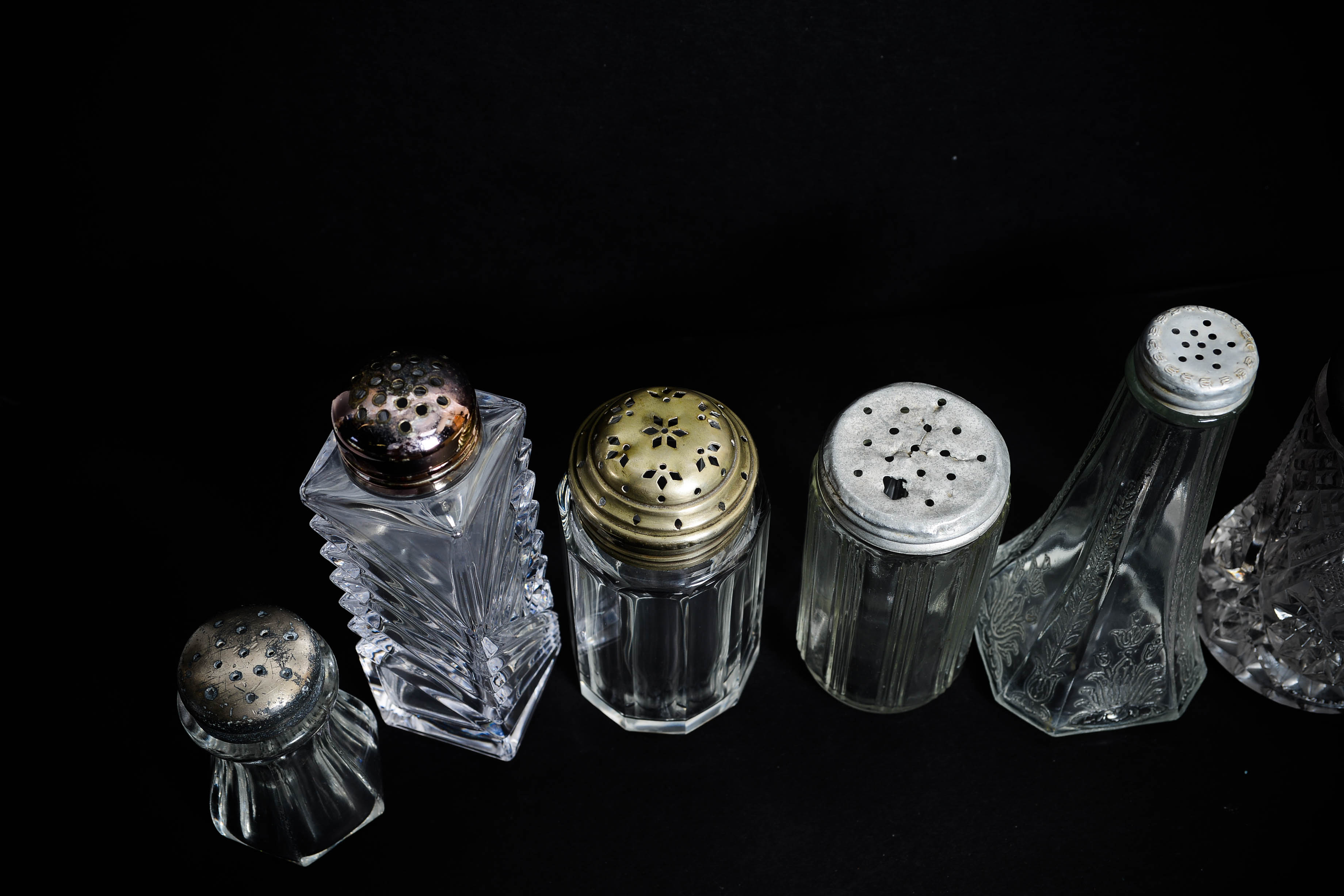 Assortmaent of Vintage Clear Glass Shakers