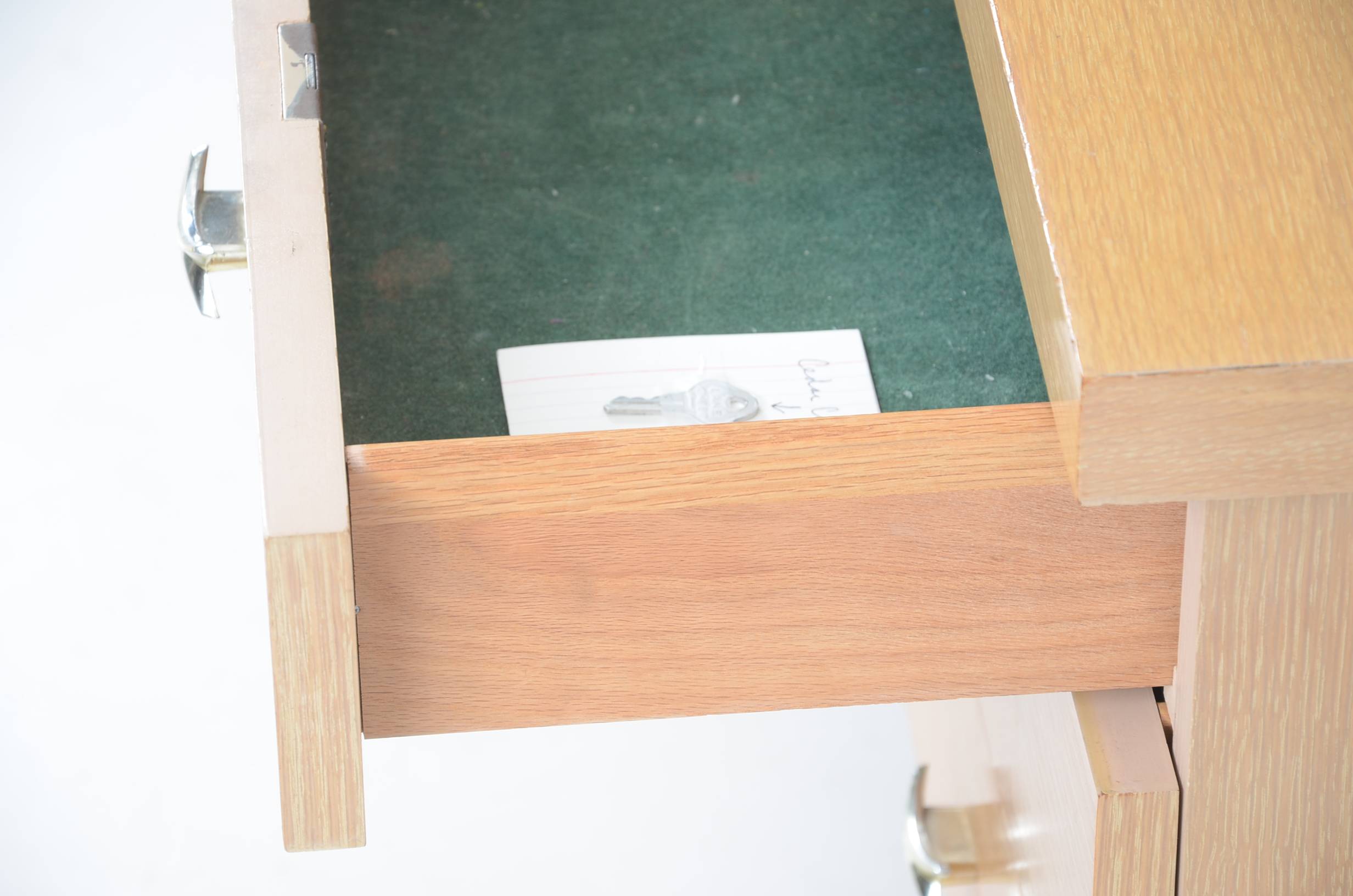 Lane Mid Century Modern Cedar Chest