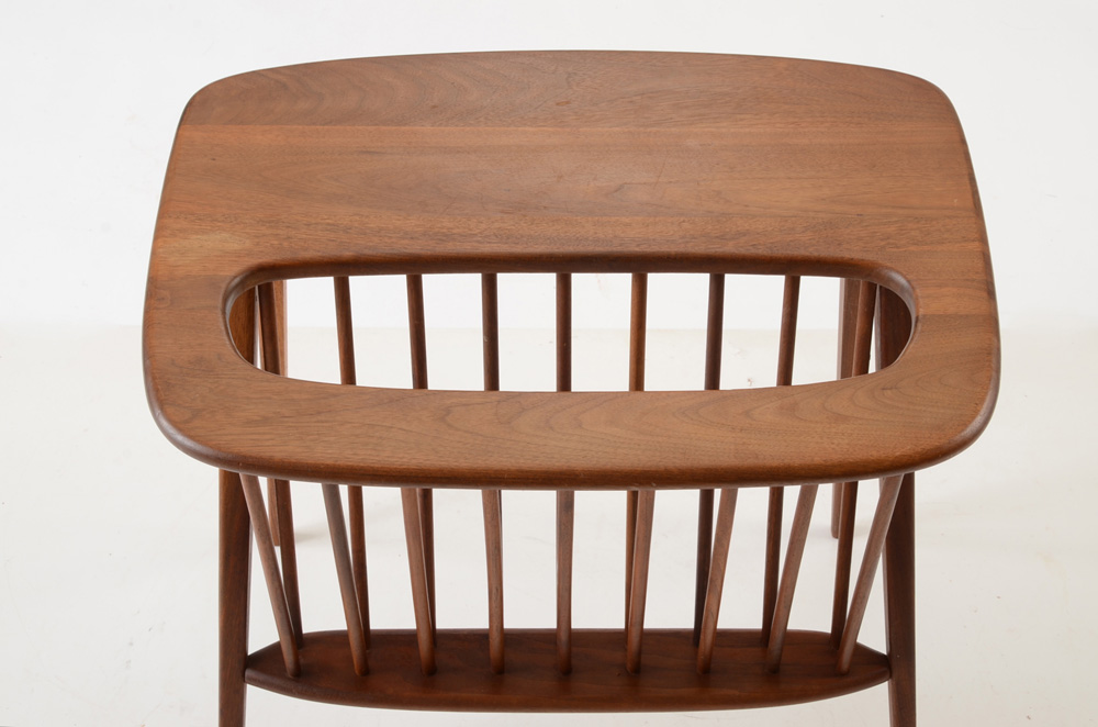 End Table With Magazine Holder