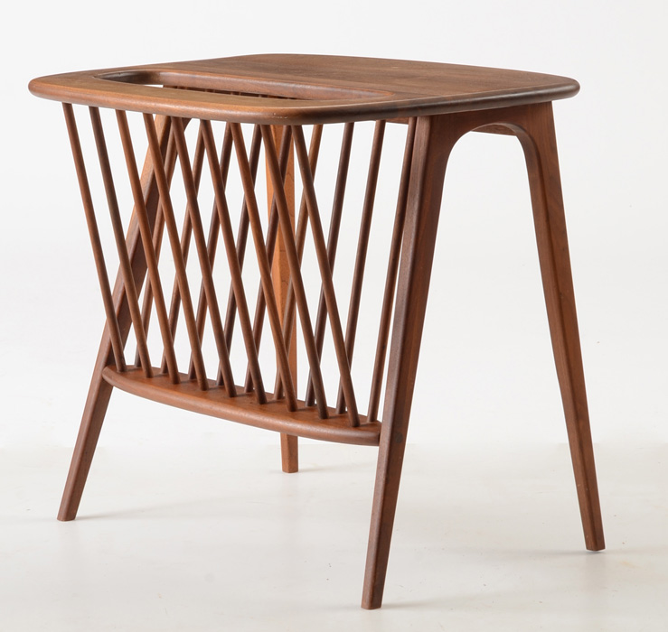 End Table With Magazine Holder