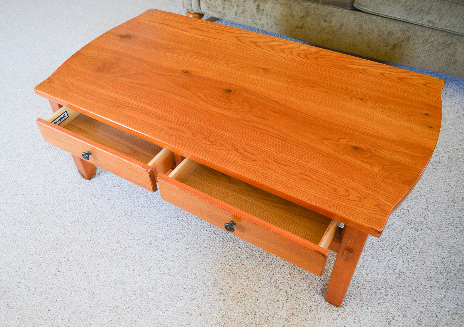 Broyhill Traditional Oak Coffee Table