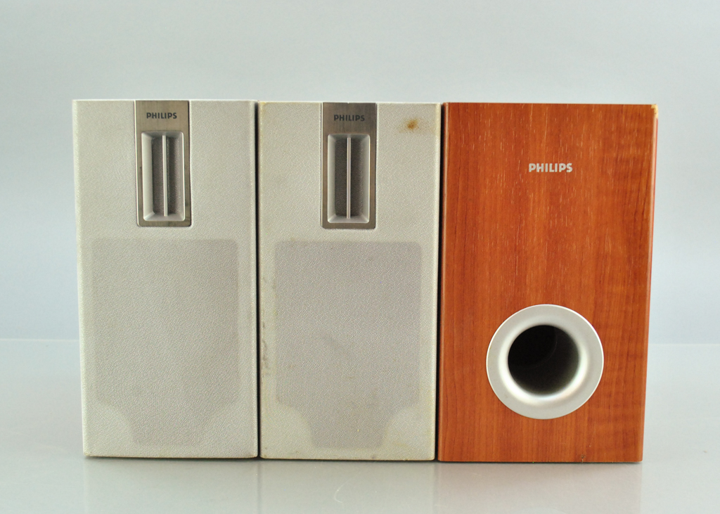 Philips Micro Theatre Sound System MCD139