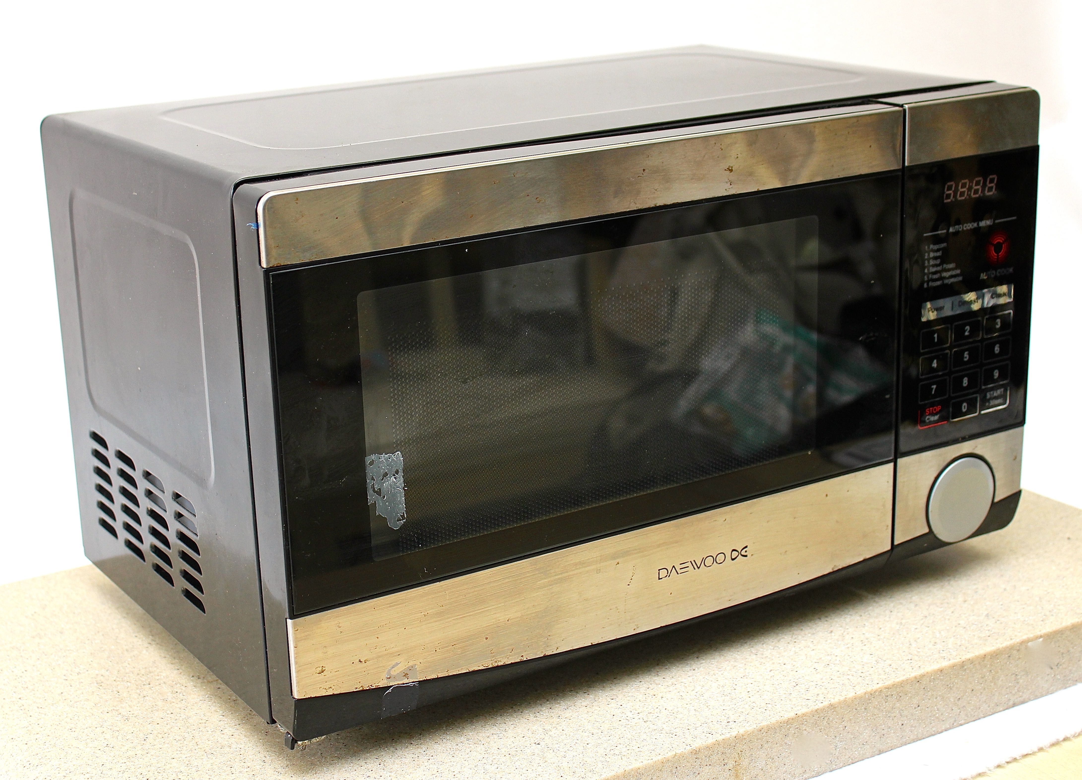 Daewoo Microwave Oven with Turntable