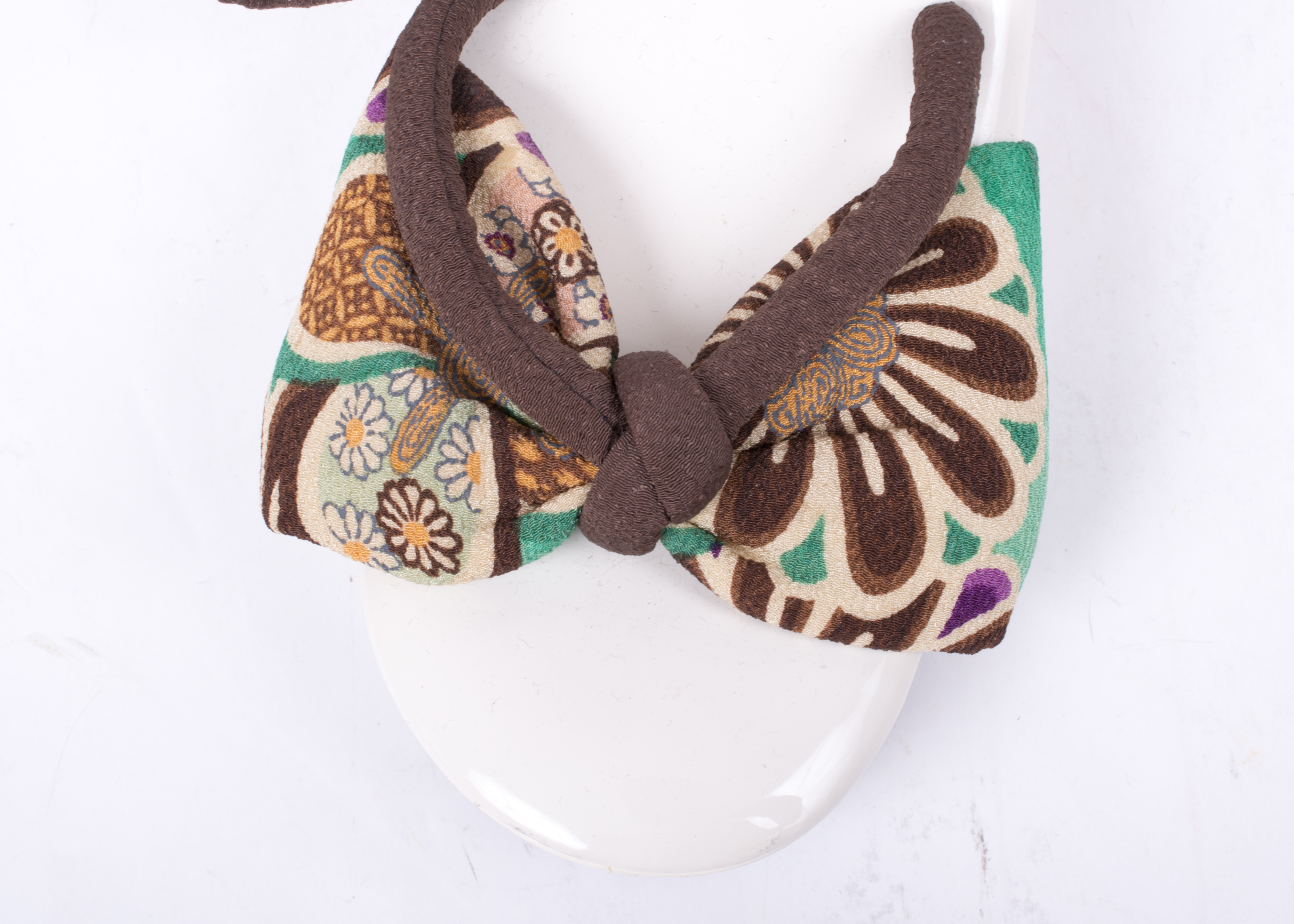 Modern Geta Style Brown Shoes by Takako