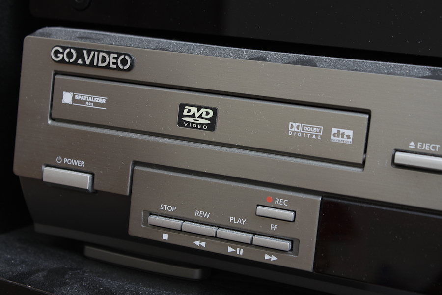 GoVideo Sonic Blue DVD / CD / VHS Player