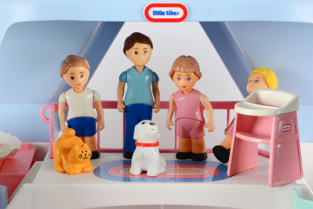 Vintage Little Tikes Blue Roof Doll House