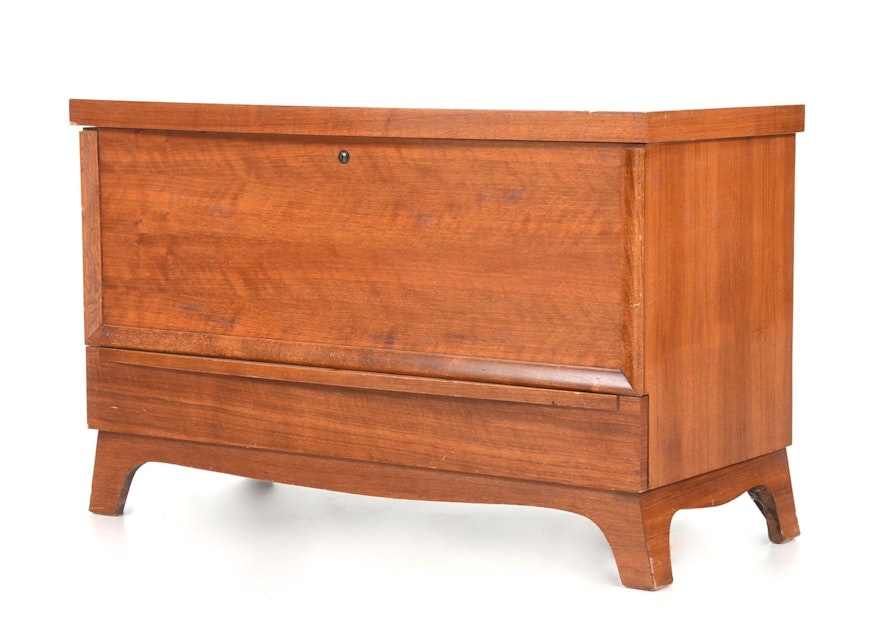 Lane Cedar Chest