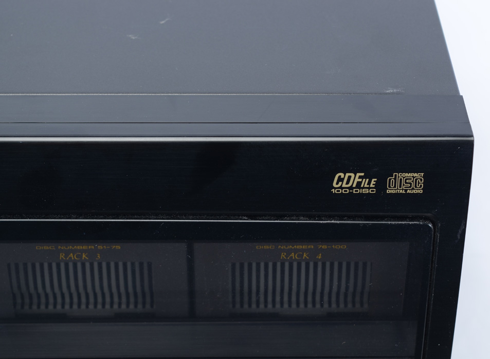 Pioneer 100-Disc CD Player