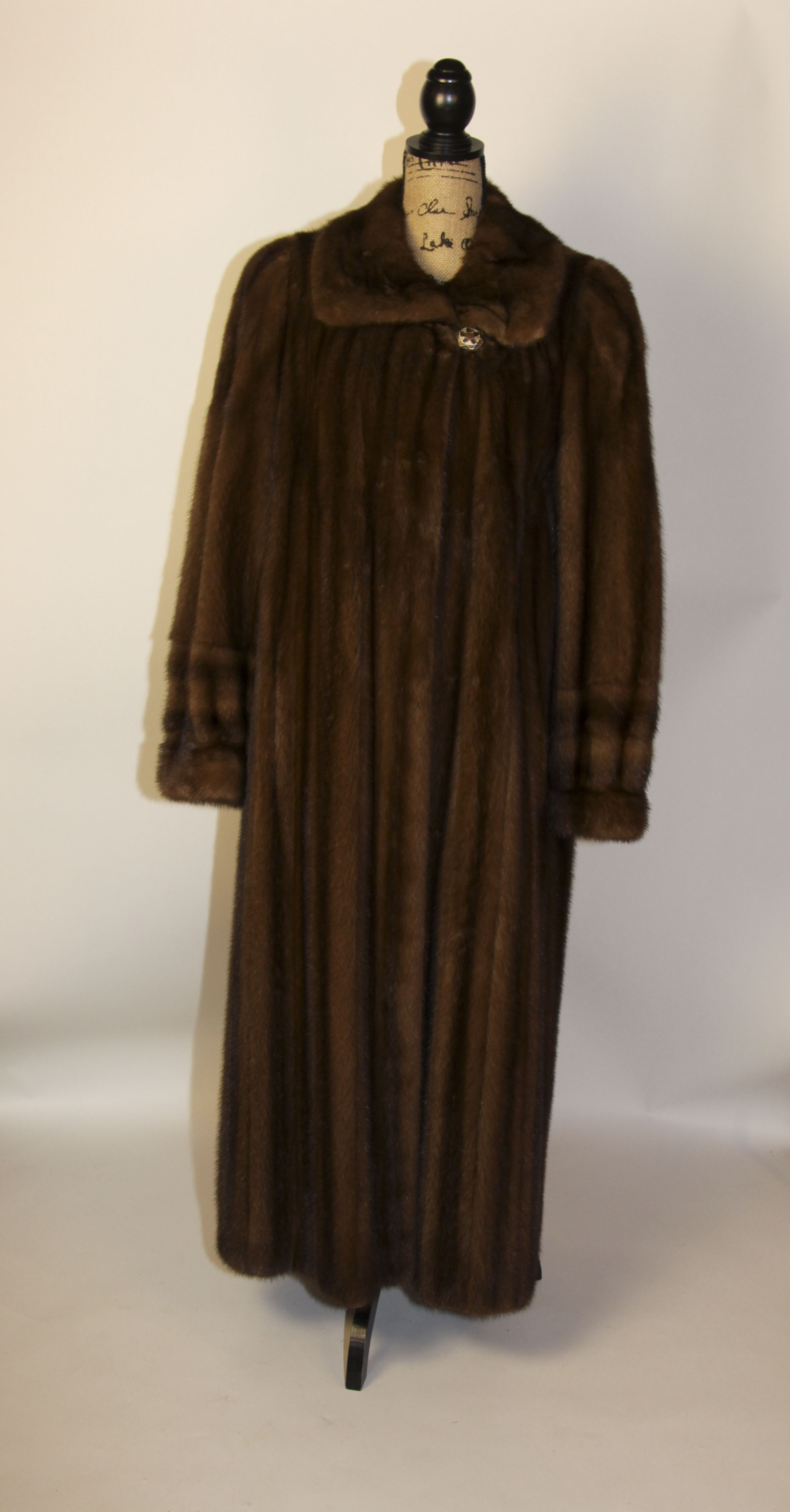 Louis Feraud Fourrure Women's Long Mink Fur Coat in Brown