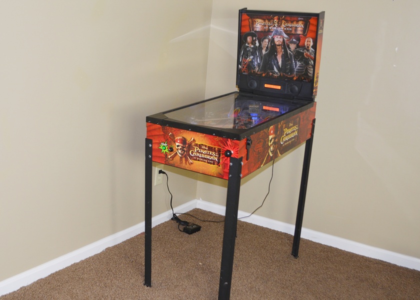 "Pirates of the Caribbbean III" Pinball Machine