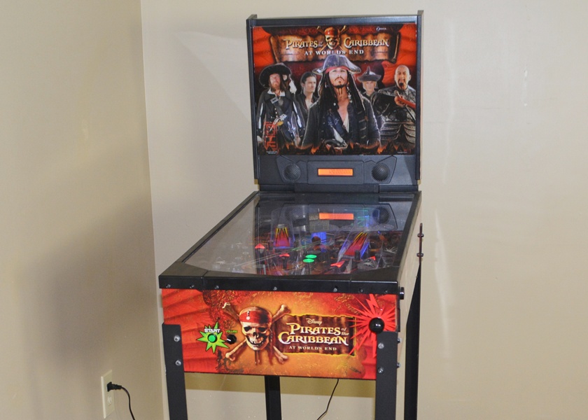 "Pirates of the Caribbbean III" Pinball Machine