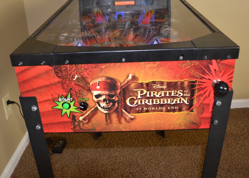 "Pirates of the Caribbbean III" Pinball Machine