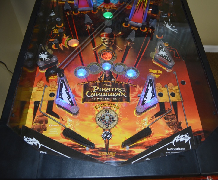 "Pirates of the Caribbbean III" Pinball Machine