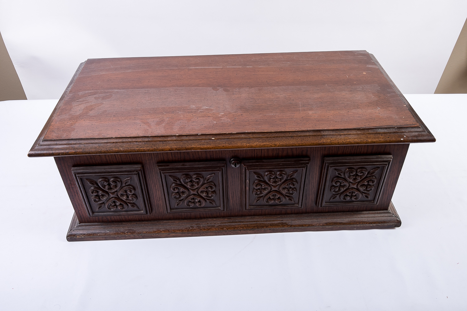 Small 1950's Lane Cedar Chest