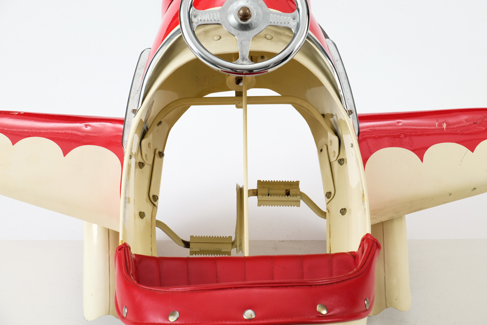 Airflow Collectible Red and White Gee Bee #7 Pedal Airplane