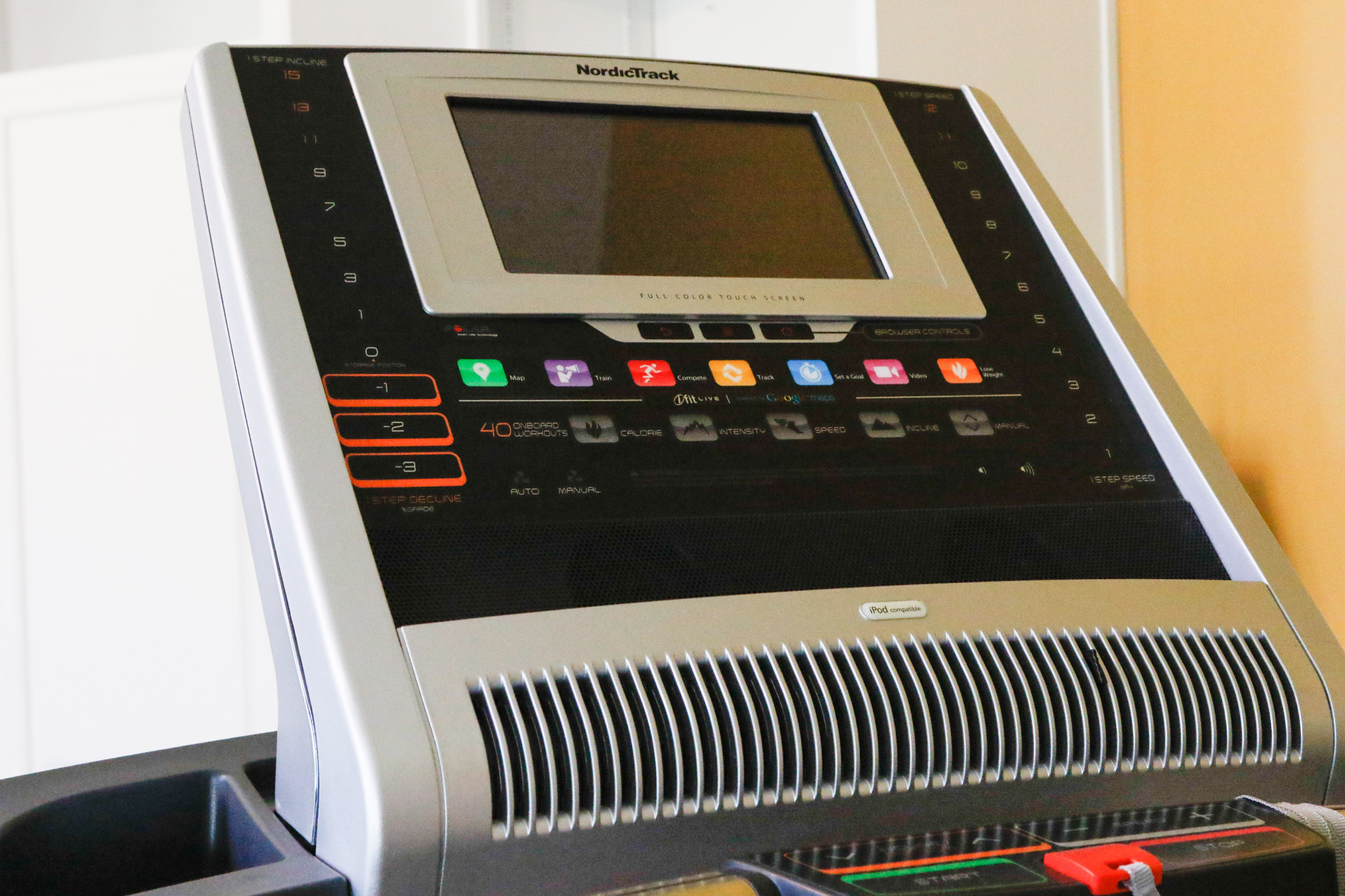 NordicTrack Elite 9700 Pro Treadmill