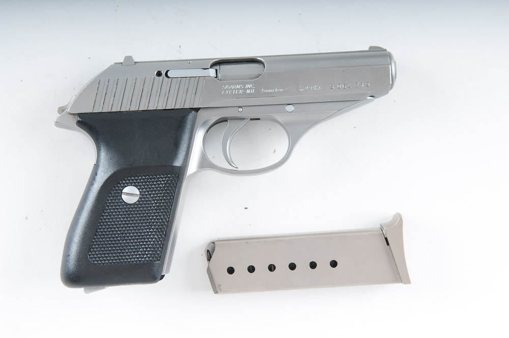 Sig Sauer P230 SL 9mm Kurz Handgun