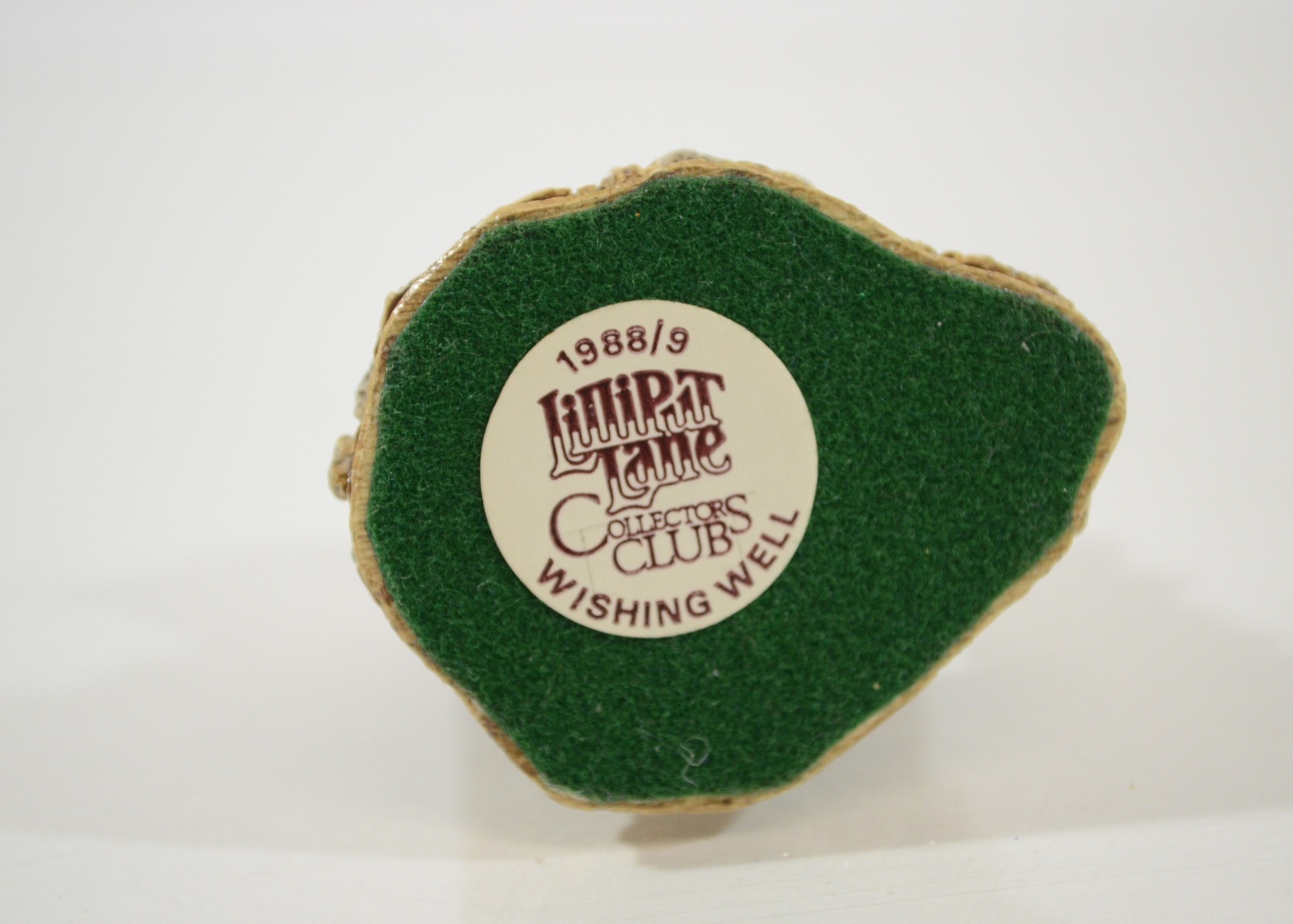 Large Assortment of Lilliput Lane Pieces