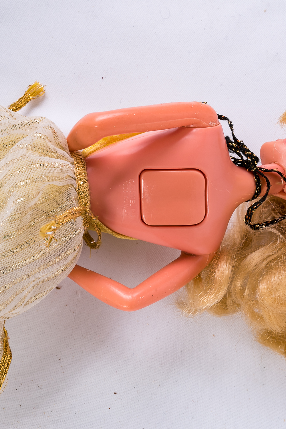 Push-Button Backed Vintage Barbies