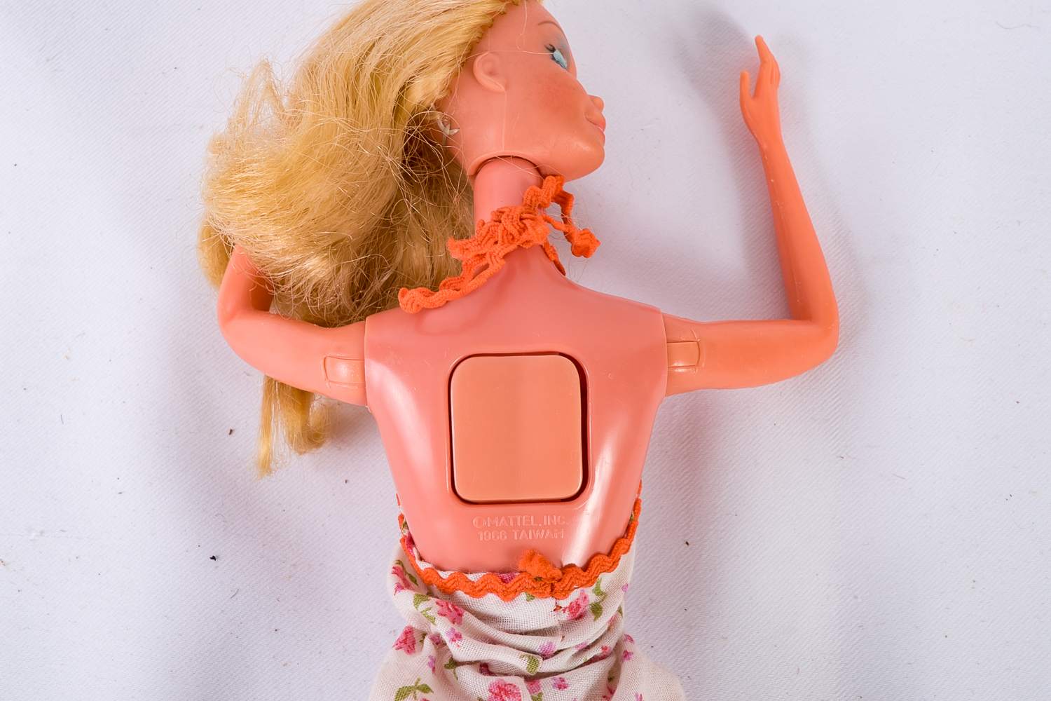 Push-Button Backed Vintage Barbies