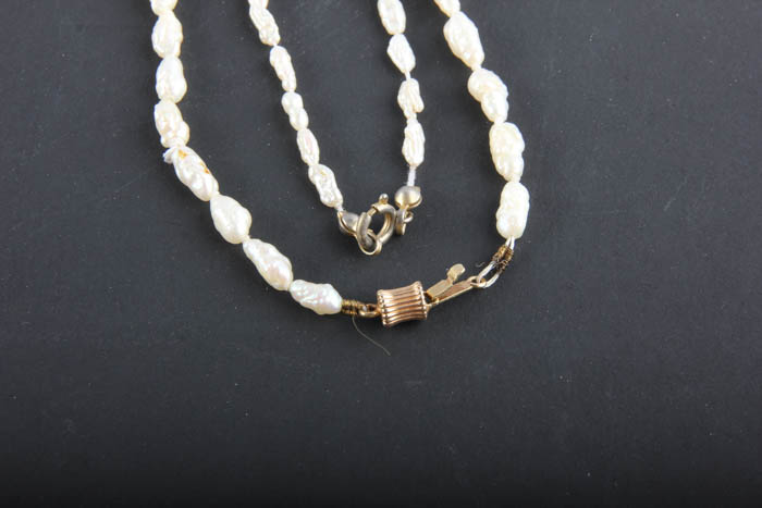 Mother of Pearl Necklace and Bracelet