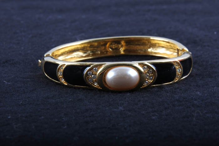 Gold Toned Jewelry Set