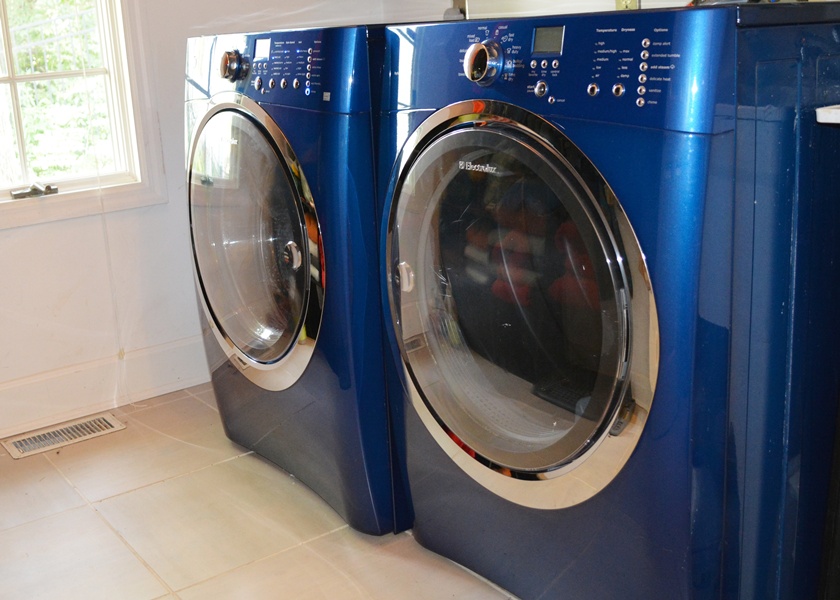 Electrolux IQ-Touch Washer and Dryer