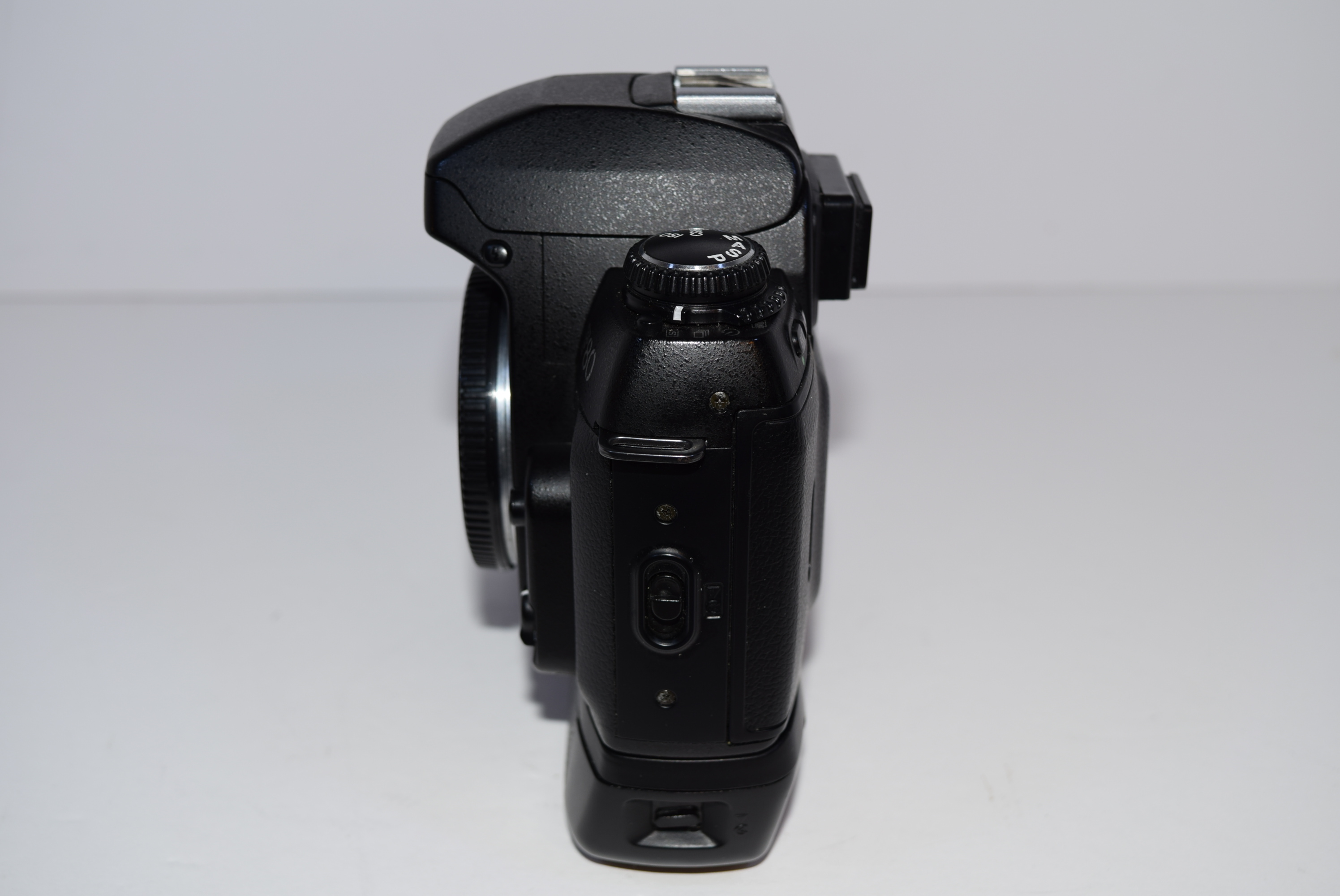 Nikon F80 AF 35mm Camera