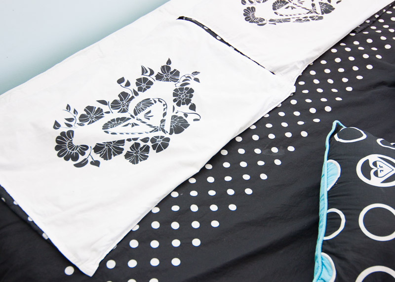 Roxy Queen Bedding Set