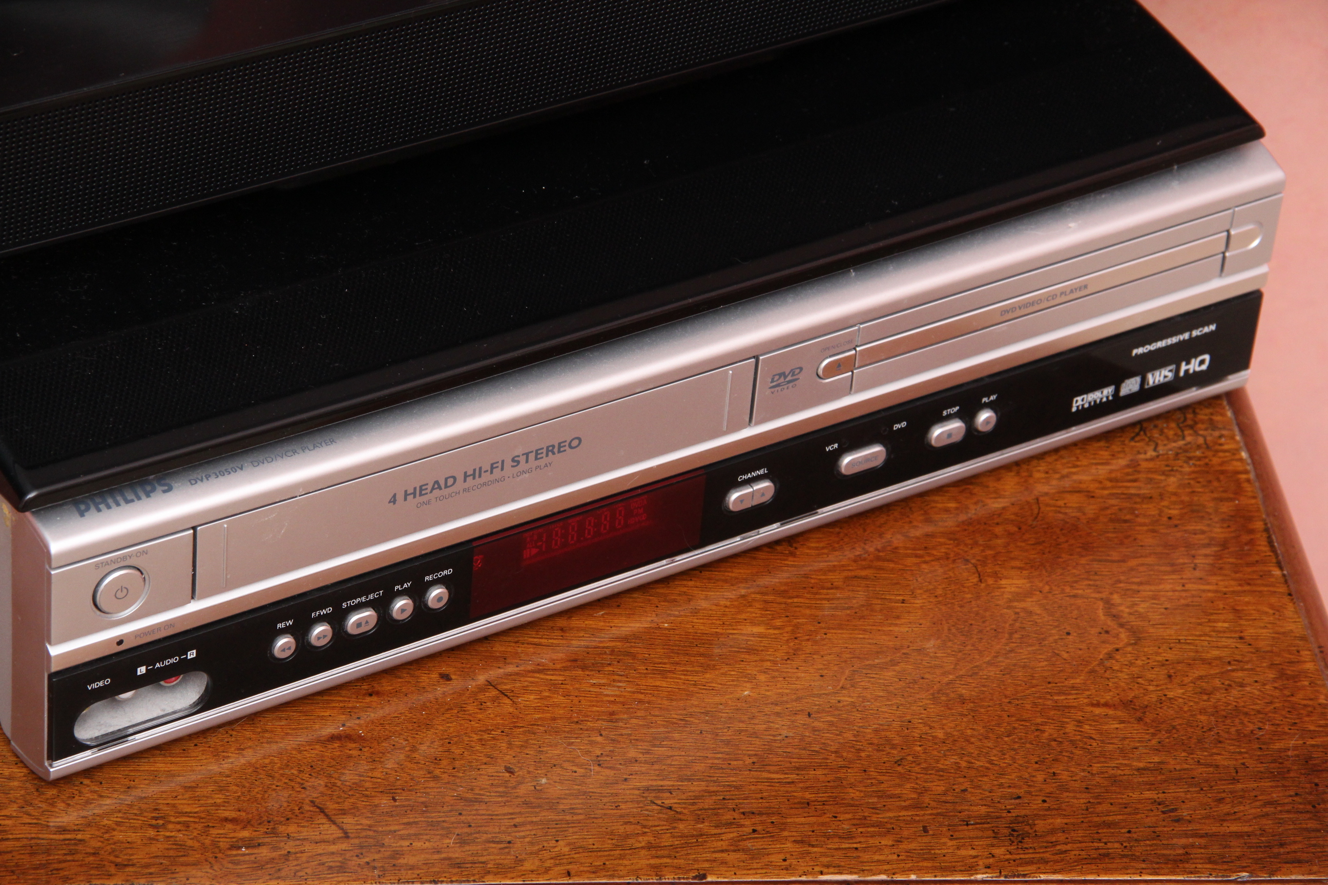 Vizio TV with Philips DVD/VCR Player