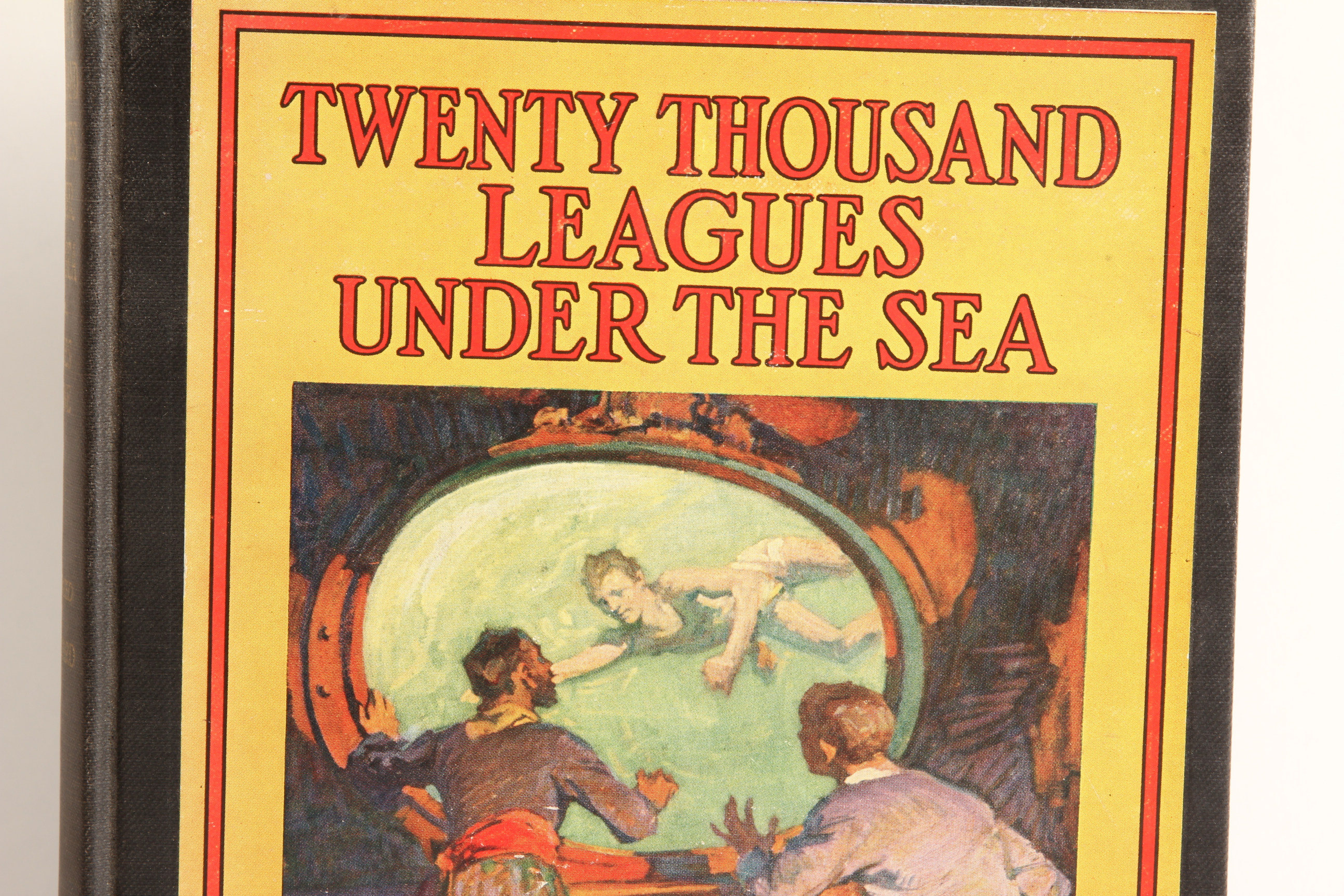 1955 "Twenty Thousand Leagues Under the Sea" Book