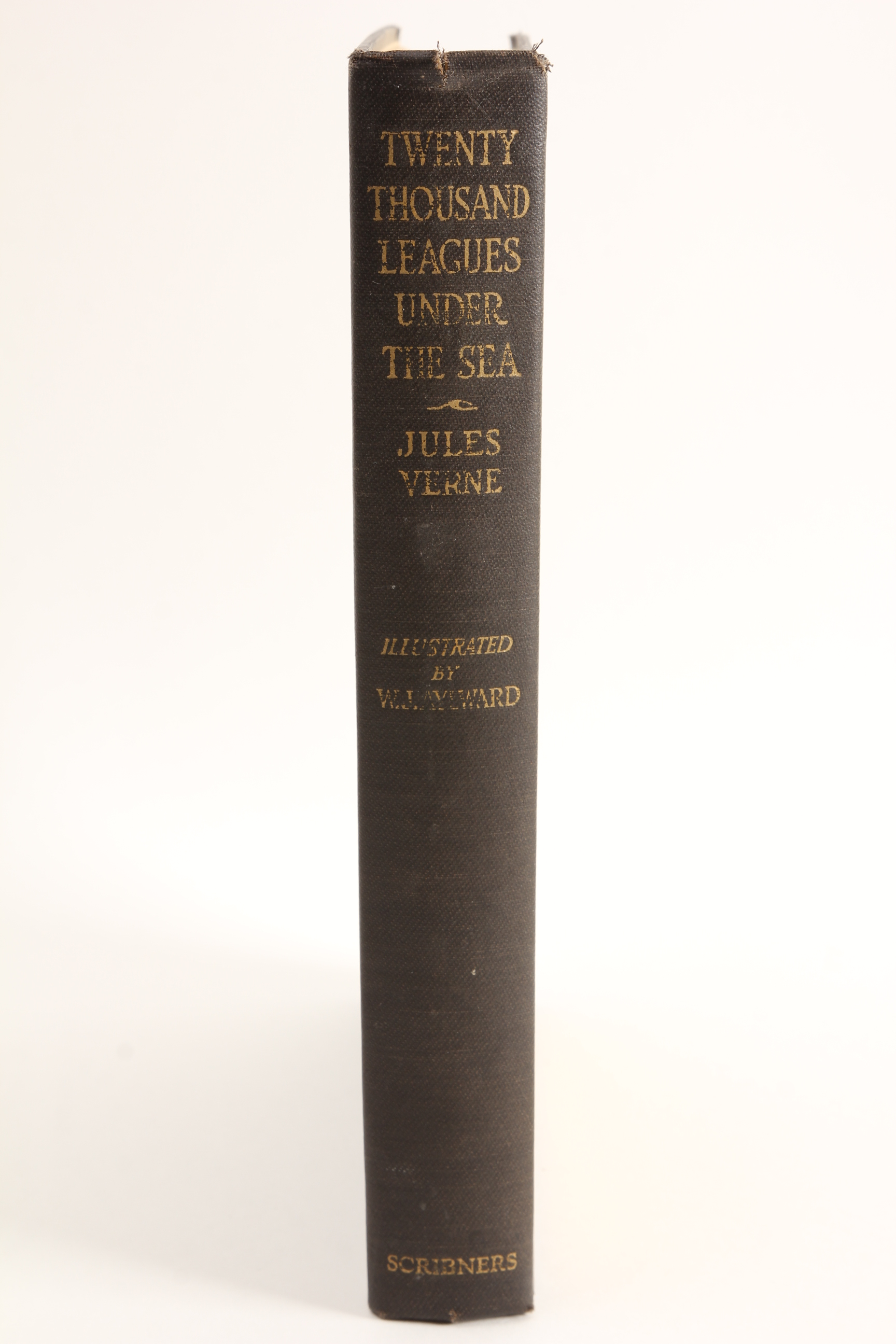 1955 "Twenty Thousand Leagues Under the Sea" Book