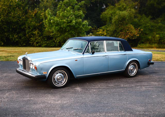 1976 Rolls-Royce Silver Shadow Sedan in Caribbean Blue