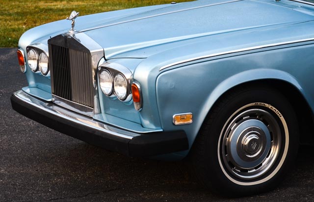 1976 Rolls-Royce Silver Shadow Sedan in Caribbean Blue