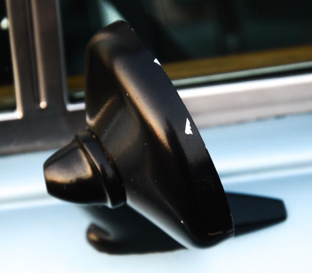 1976 Rolls-Royce Silver Shadow Sedan in Caribbean Blue