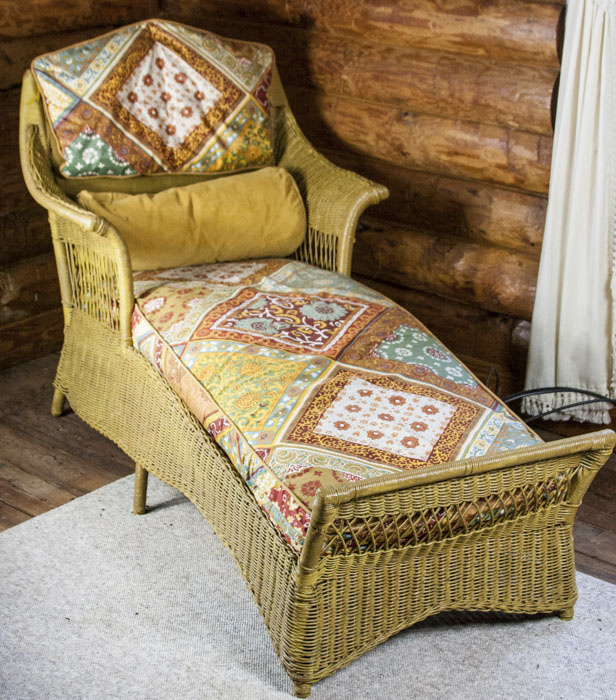 Antique Wicker Chaise Lounge