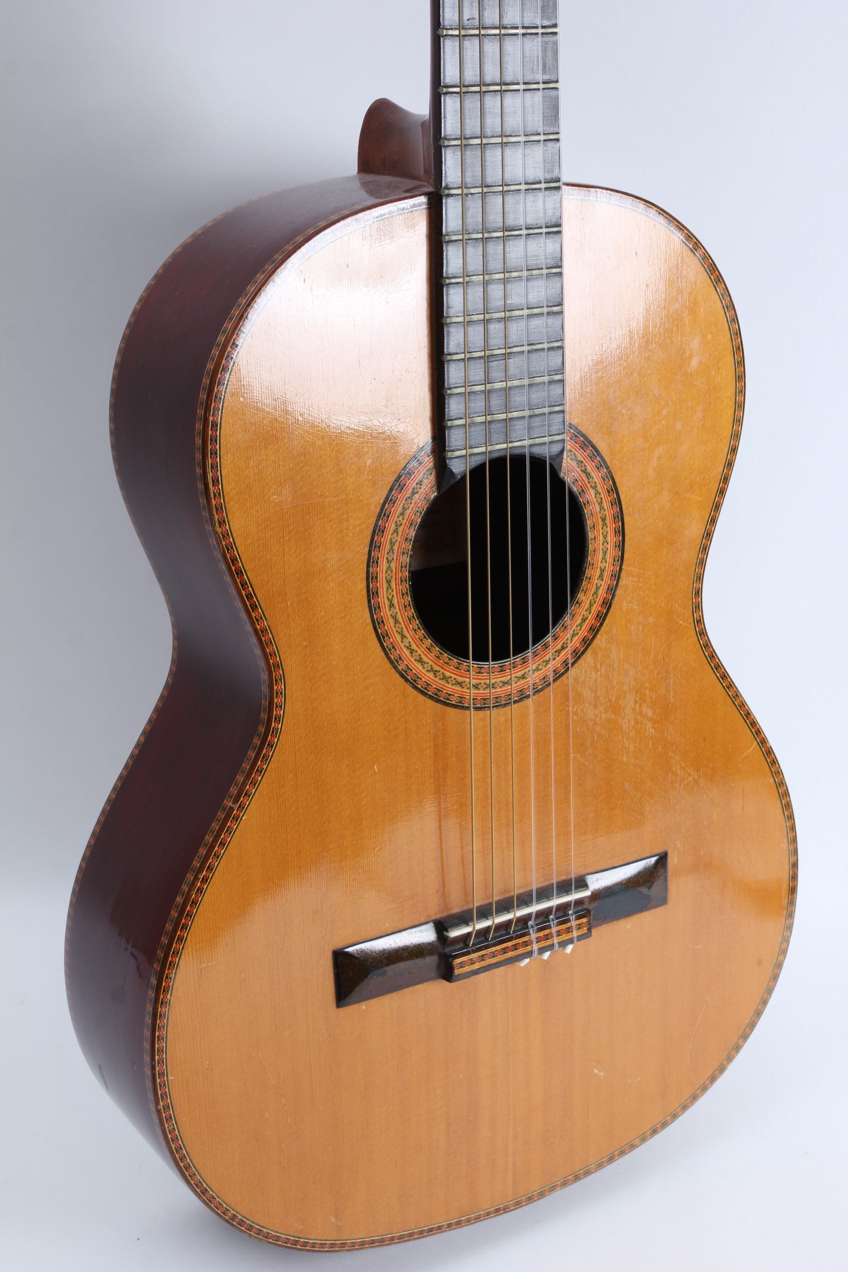 Vintage Antigua Casa Nunez Guitar in Case