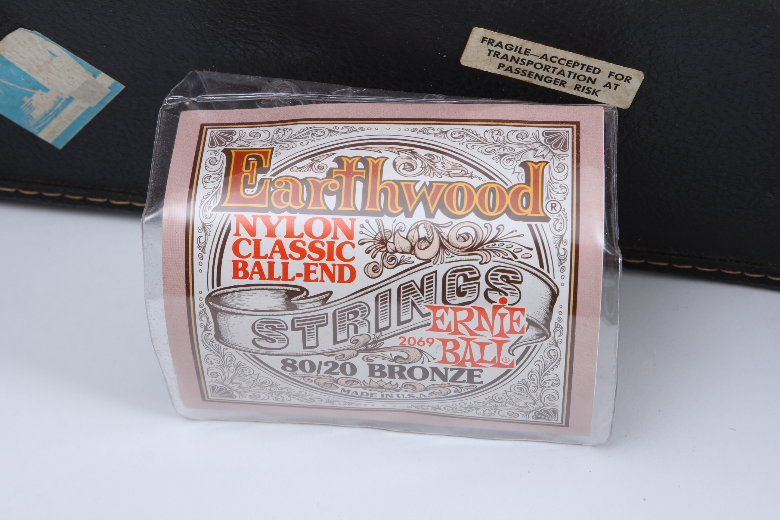 Vintage Antigua Casa Nunez Guitar in Case