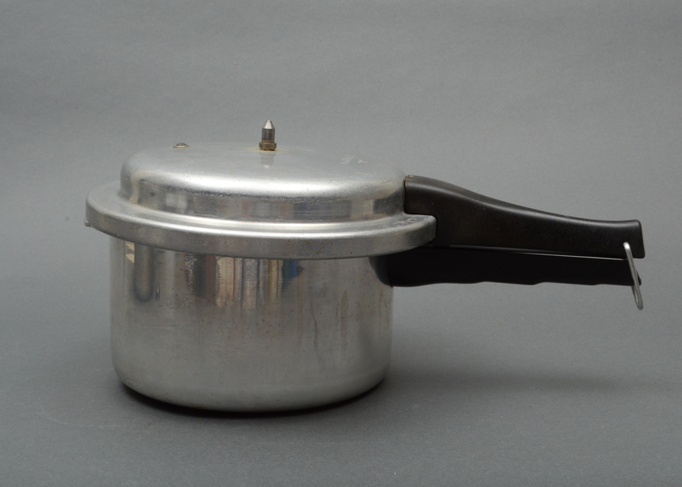 Pair of Mirro-Matic 4 Quart Pressure Cookers