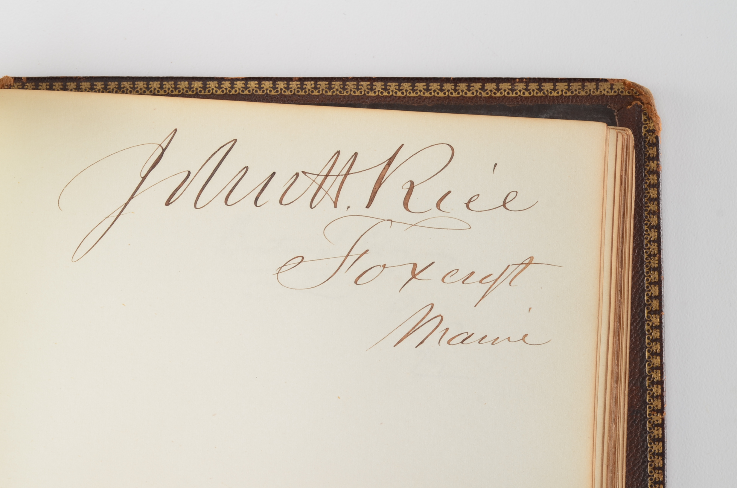 Rare Album with 142 Signatures of Lincoln & Historic 19th C. Men