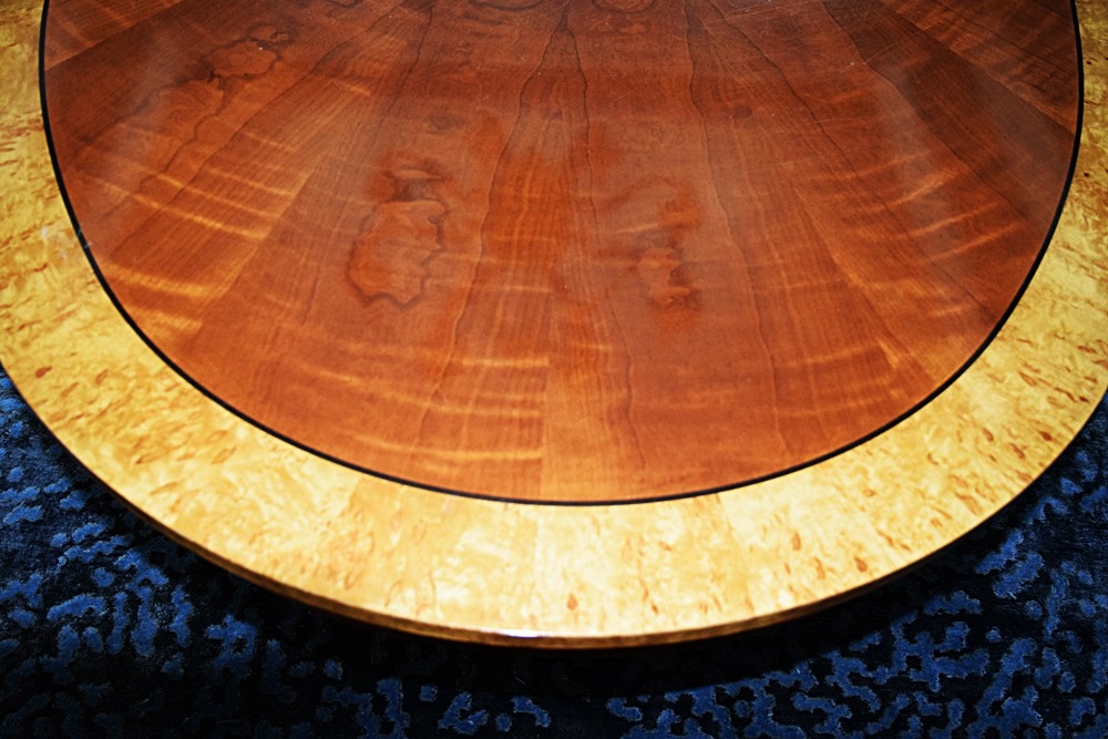 Elegant Oval Henredon Double Pedestal Dining Table