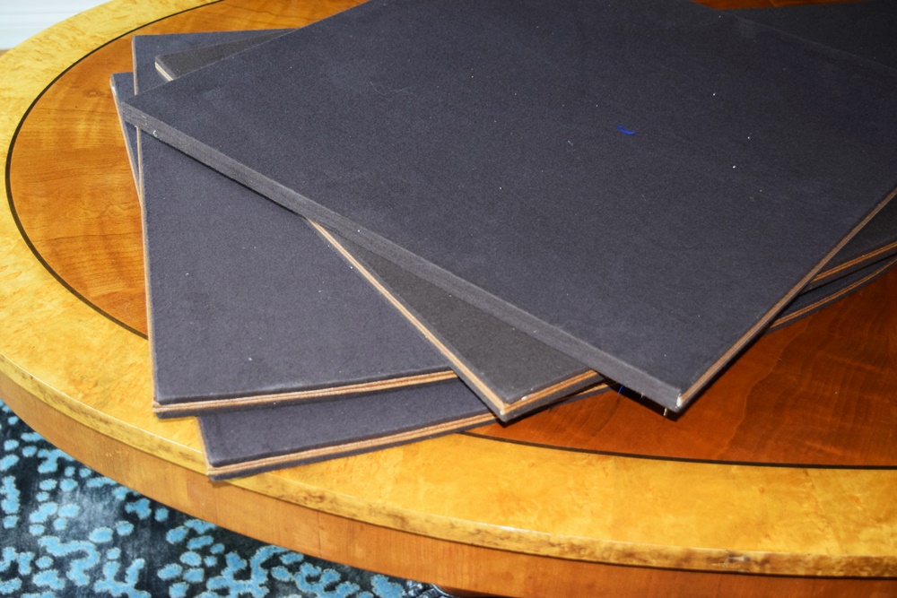 Elegant Oval Henredon Double Pedestal Dining Table