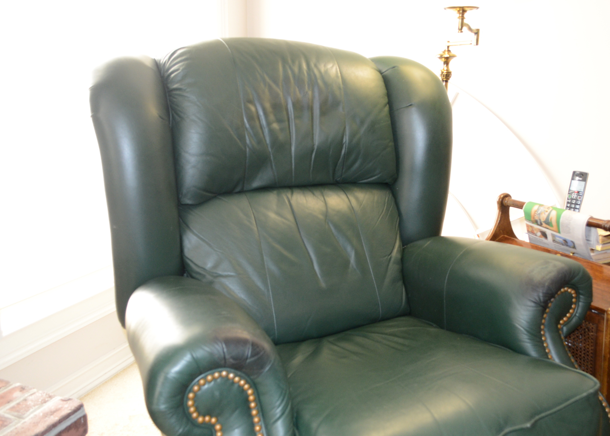 Lazy-Boy Contemporary Green Leather Recliner