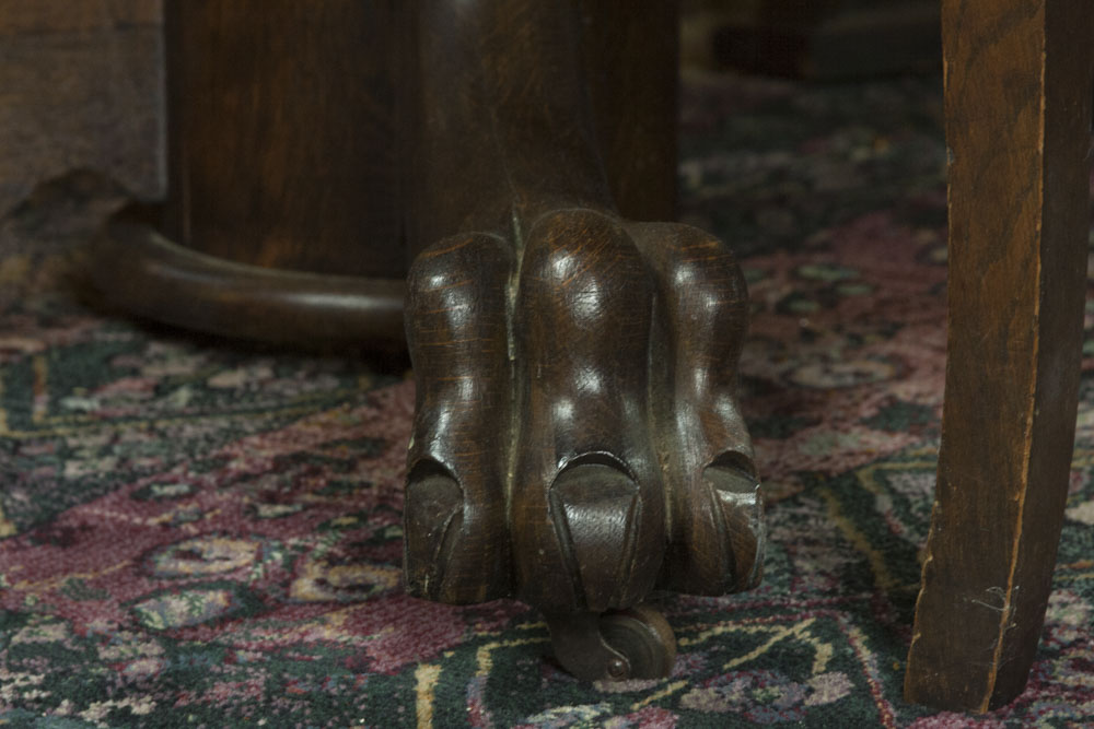 Oak Pedestal Table and Dining Chairs