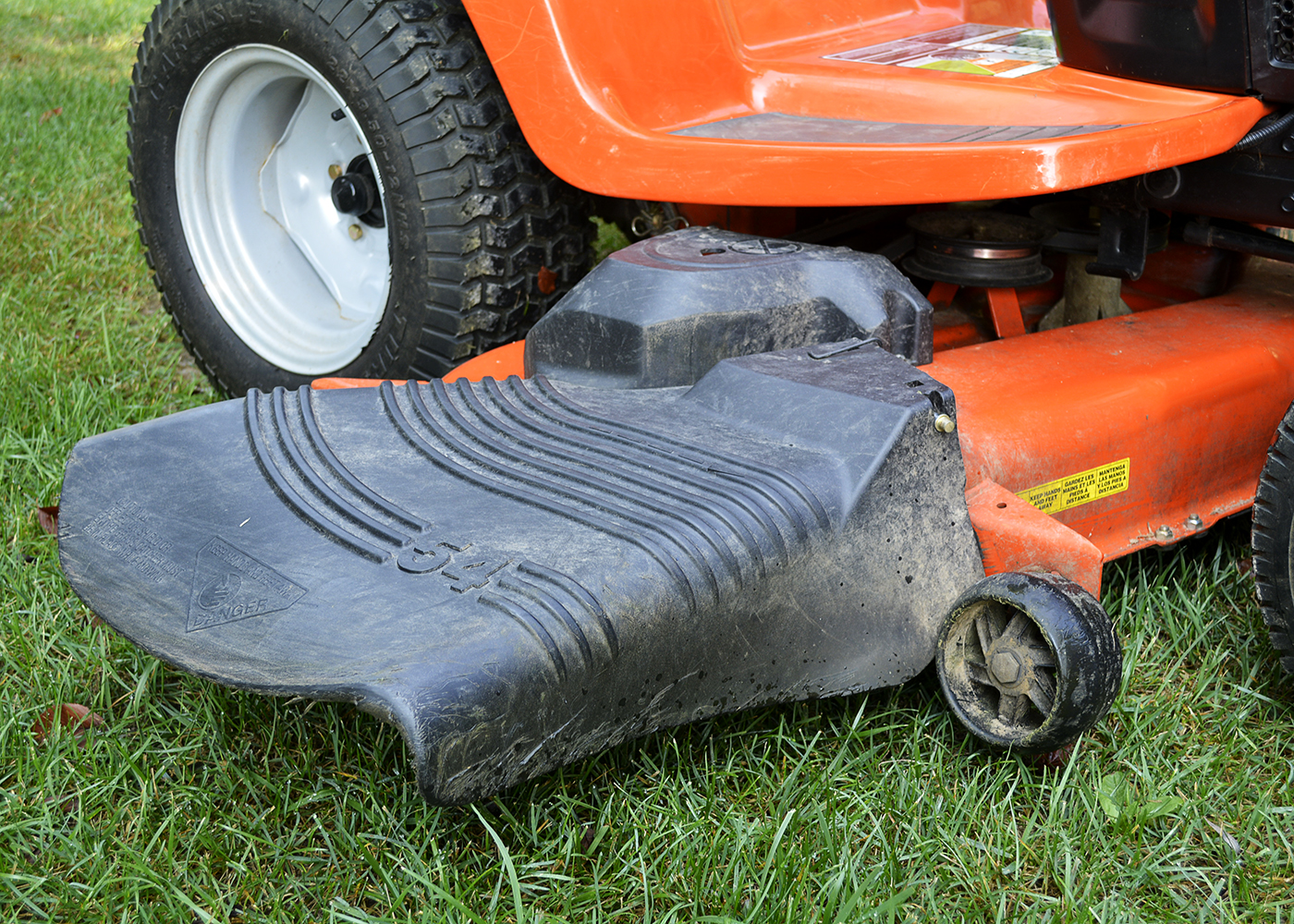 Husqvarna LGT2654 Riding Lawnmower