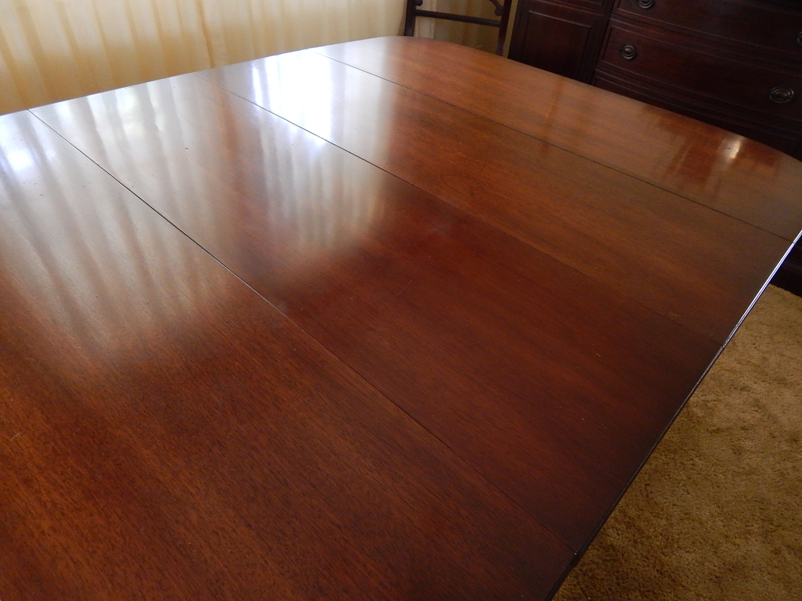 Mahogany Duncan Phyfe Styled Dining Table and Chairs
