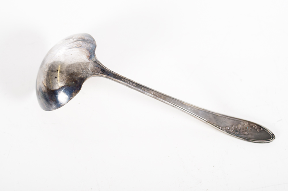 Vintage Oneida "Queen Bess II"