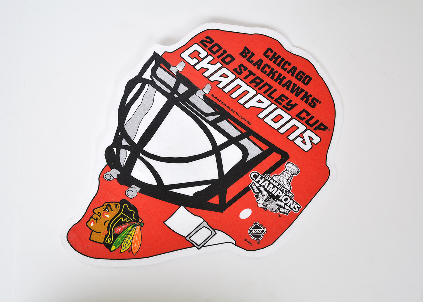 Jeremy Roenick Blackhawks 2010 Stanley Cup Final Jersey and Flag